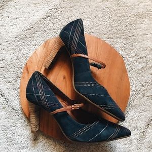 Navy plaid heel